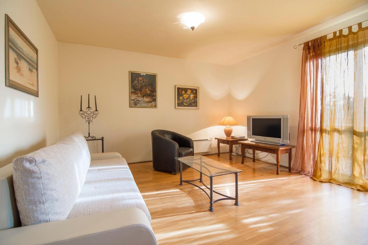 Apartments Emil 769 파자나 외부 사진
